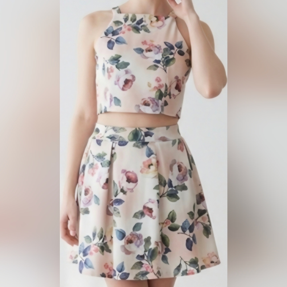 Gianni Bini Floral Two-Piece Crop Top & Skirt Set Floral Size MEDIUM